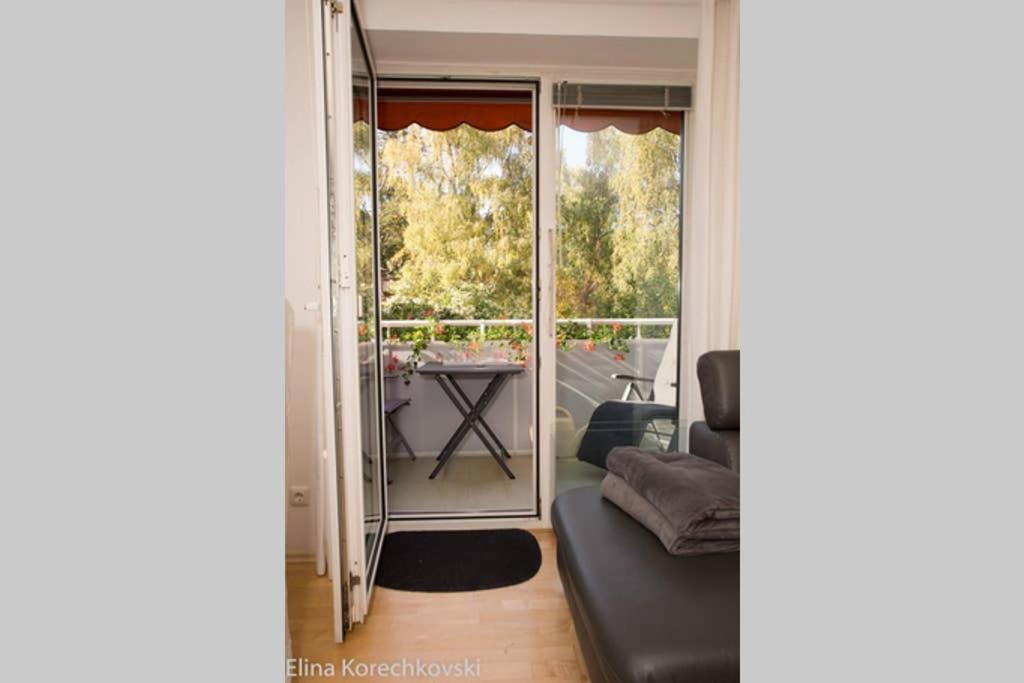 Bahnhofsnahe, Ruhige Und Sonnige 2 Zimmerwohnung Im Dichterviertel Βιζμπάντεν Εξωτερικό φωτογραφία